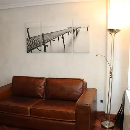 Playa, Con Piscina Y Garaje Zarautz